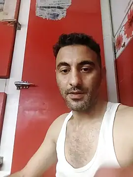 Snapshot of mahdiDido chatting on 10-25-25, 09:31 mahdiDido online show from 10-25-25, 09:31