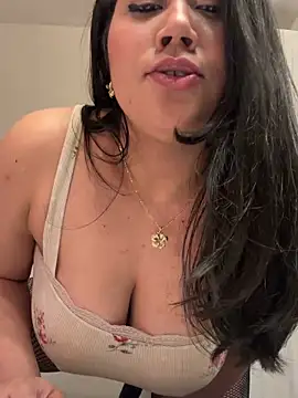 Snapshot of Myonlyprincess1 chatting on 04-15-26, 05:25 Myonlyprincess1 online show from 04-15-26, 05:25