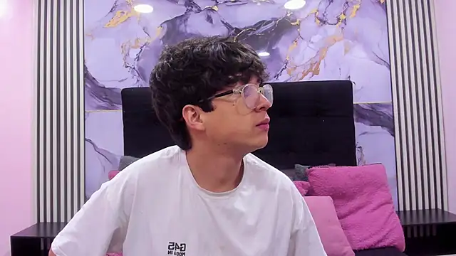 Desire Ecstasy online show from 01-17-26, 02:27