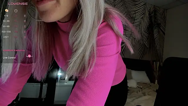 Kira Key online show from 02-28-26, 01:50