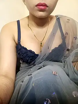 TheSassyGirl7 online show from 04-18-26, 07:29