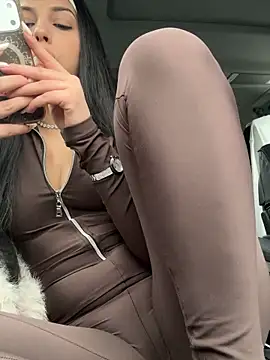 Bella Vixen  online show from 02-15-26, 12:14