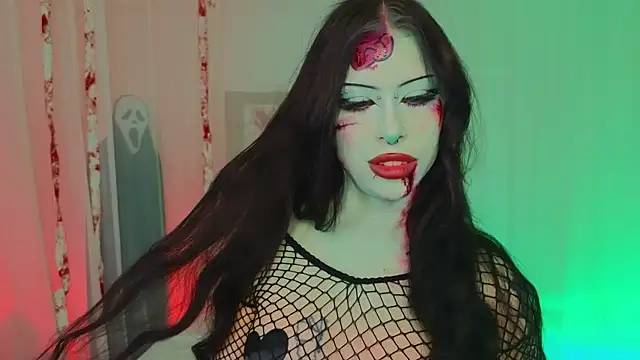 Snapshot of venomeowww__ chatting on 10-20-25, 03:51 venomeowww online show from 10-20-25, 03:51
