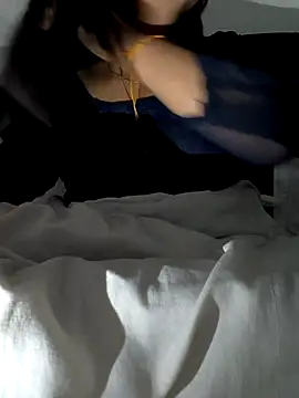 queenbuggi online show from 02-21-26, 04:08