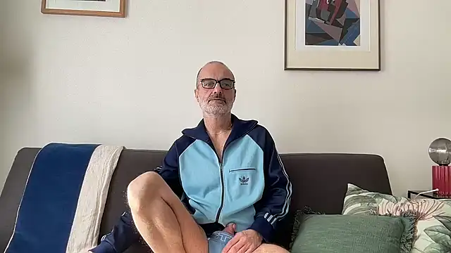 Milkywaymen online show from 03-28-26, 12:27