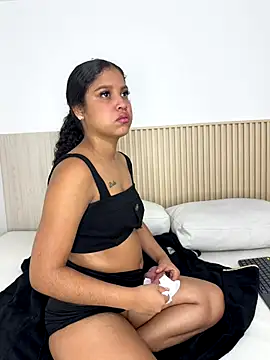 alena brown  online show from 10-02-25, 12:01