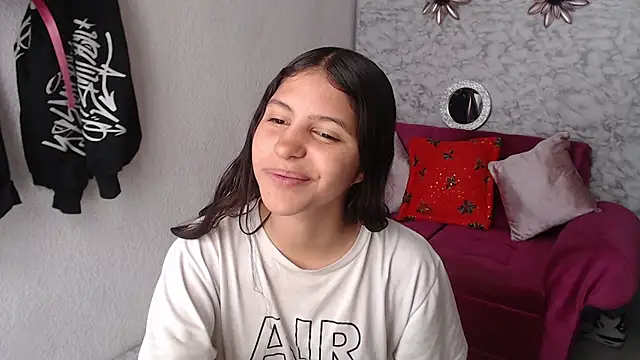 Evagirl69 online show from 12-15-25, 06:23