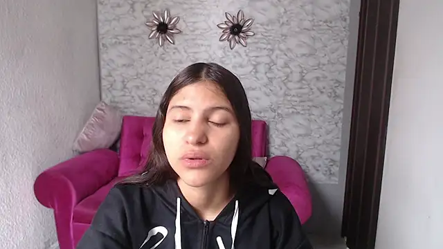 Evagirl69 online show from 04-16-26, 12:17