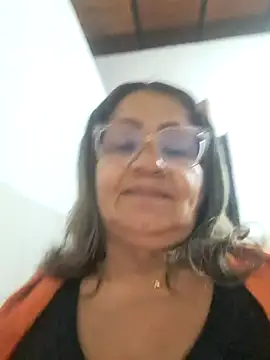 Snapshot of Vickysweeeettt chatting on 06-10-26, 08:02 Vickysweeeettt online show from 06-10-26, 08:02