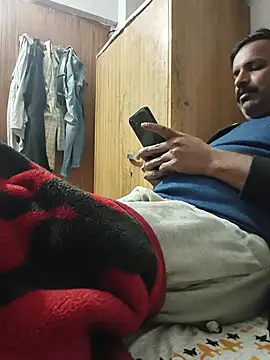 vardh033 online show from 11-29-25, 03:15