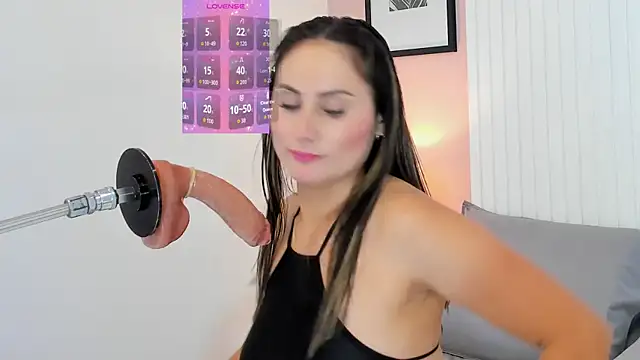 lauren stone  online show from 09-17-25, 07:48