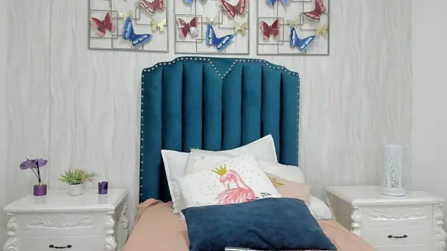 Alison Carde05 online show from 10-16-25, 07:37