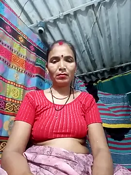 Snapshot of Monika_thakurr chatting on 09-11-25, 11:05 Monika thakurr online show from 09-11-25, 11:05