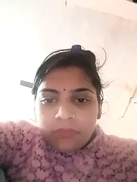 Snapshot of Monika_thakurr chatting on 11-15-25, 02:13 Monika thakurr online show from 11-15-25, 02:13