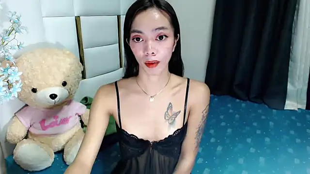 Snapshot of diamondnaked_ chatting on 09-13-25, 06:18 diamondnaked online show from 09-13-25, 06:18