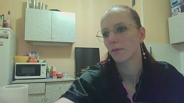 Snapshot of Lucy_Divine chatting on 10-26-25, 09:21 Lucy Divine online show from 10-26-25, 09:21