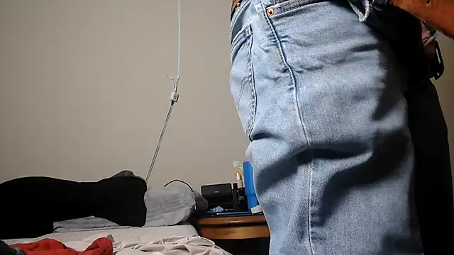 Snapshot of Mac_ThunderDick chatting on 05-19-26, 06:20 Mac ThunderDick online show from 05-19-26, 06:20