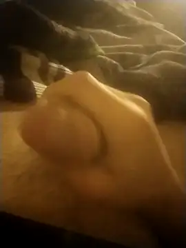 Snapshot of Yhnist34 chatting on 02-21-26, 10:11 Yhnist34 online show from 02-21-26, 10:11