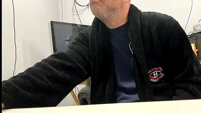 frankyjones8989 online show from 12-05-25, 03:30