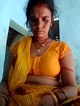 Snapshot of Hot_ashna chatting on 02-01-26, 08:13 Hot ashna online show from 02-01-26, 08:13