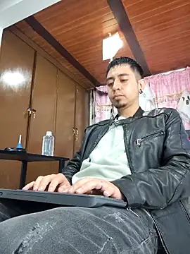 abnerdam01 online show from 10-20-25, 01:55