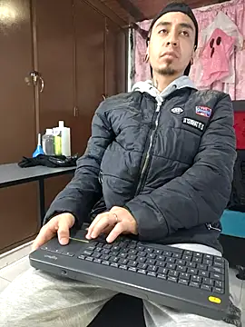 abnerdam01 online show from 10-27-25, 11:58