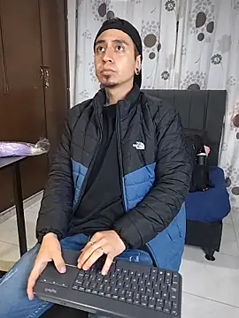 abnerdam01 online show from 11-05-25, 01:44