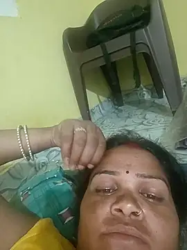 Snapshot of Rashi_cut chatting on 10-20-25, 03:56 Rashi cut online show from 10-20-25, 03:56