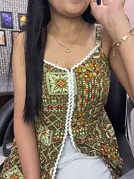 Riya-6969 online show from 04-17-26, 12:19