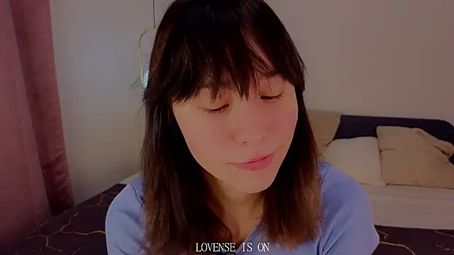 BritniBers online show from 11-26-25, 01:50