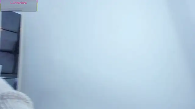 Slenna Moon online show from 11-25-25, 02:33