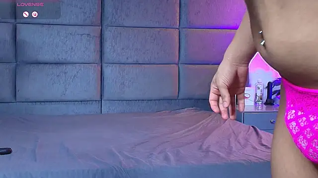 Slenna Moon online show from 03-21-26, 11:52