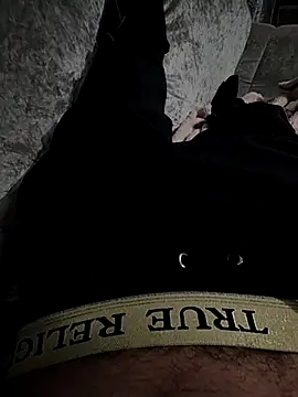 Snapshot of Naughty-Jordyns-Dick chatting on 10-18-25, 01:30 Naughty-Jordyns-Dick online show from 10-18-25, 01:30