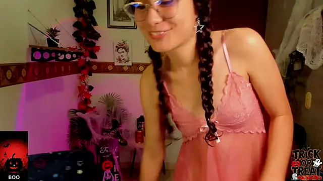 Krysten Riter online show from 10-17-25, 02:52