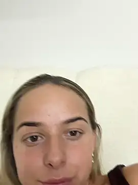 KayleeBella online show from 10-16-25, 08:21