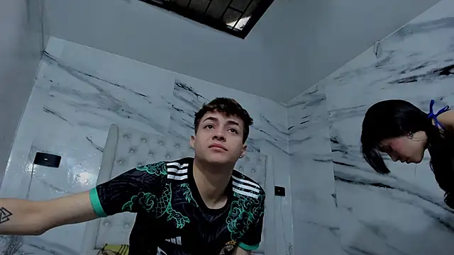 Ari and Storm online show from 12-05-25, 01:42