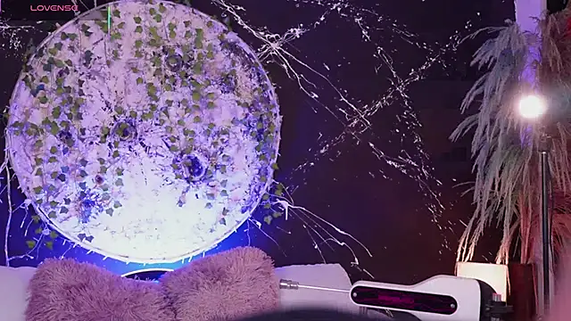 LiamDeep online show from 12-20-25, 06:48