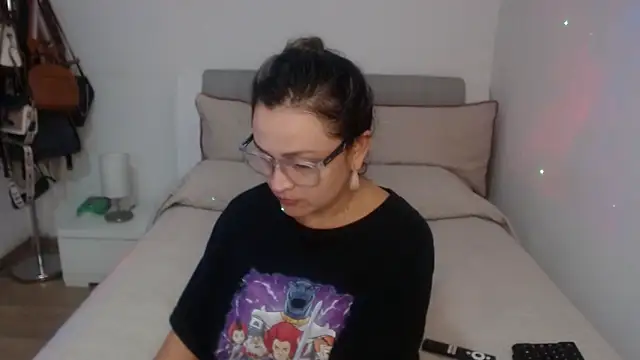 sophie lopez1 online show from 06-21-26, 02:36