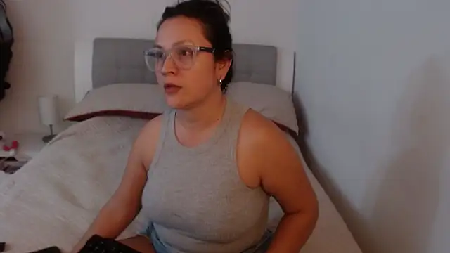 sophie lopez1 online show from 07-20-26, 04:16