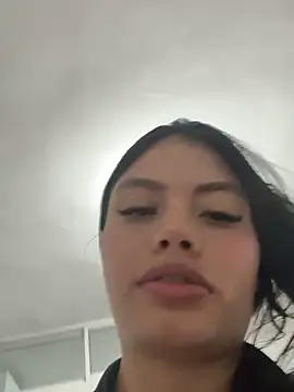 fendi E online show from 09-11-25, 04:01