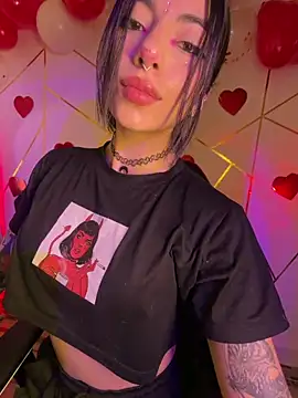 Hollyxx  online show from 02-11-26, 02:33