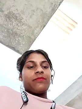 Snapshot of Jyoti_thakurr chatting on 09-13-25, 08:14 Jyoti thakurr online show from 09-13-25, 08:14