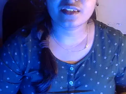 Aanya Hazel online show from 09-27-25, 04:45