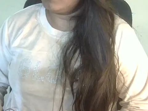 Aanya Hazel online show from 12-20-25, 09:44