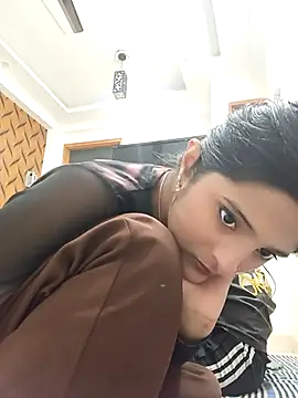 romantic couple1 online show from 10-11-25, 12:43