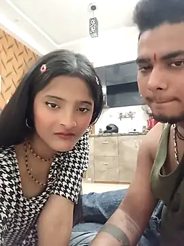 romantic couple1 online show from 02-19-26, 01:56