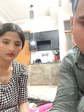 romantic couple1 online show from 02-20-26, 12:51