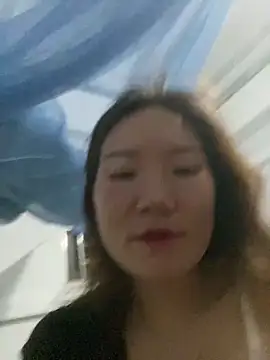 Snapshot of Pyy07 chatting on 11-14-25, 01:10 Pyy07 online show from 11-14-25, 01:10