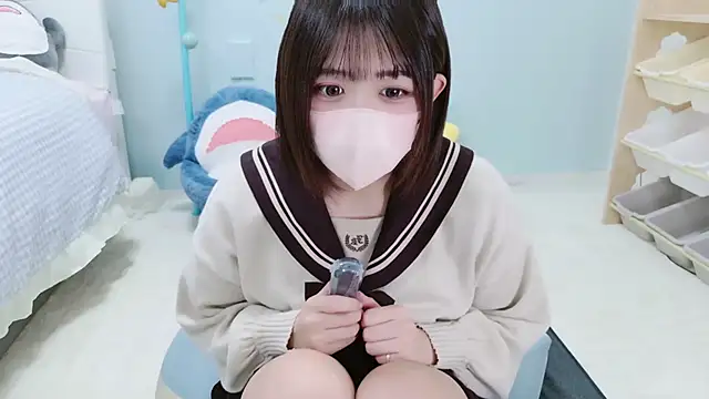 Hinata Sun online show from 11-09-25, 10:46