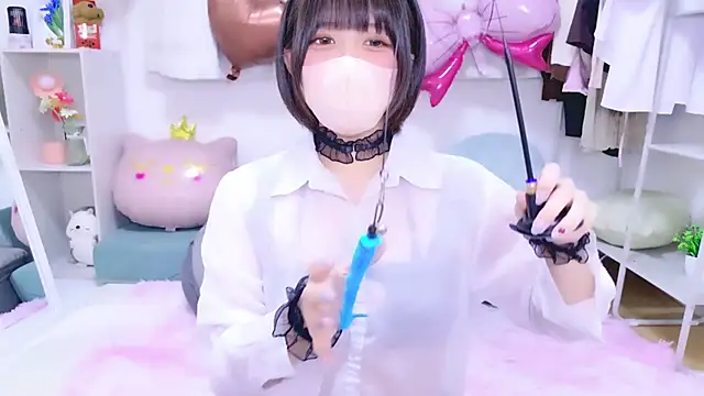 Hinata Sun online show from 03-27-26, 05:23